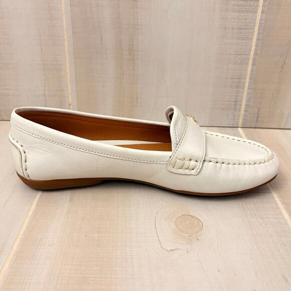 Antonio Melani White Leather Loafers Women’s Size 8M Classic Chic Slip-on Comfy - Picture 9 of 12